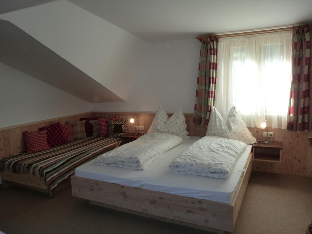 Ferienwohnung Lehenbrandthof Leogang Zimmer foto